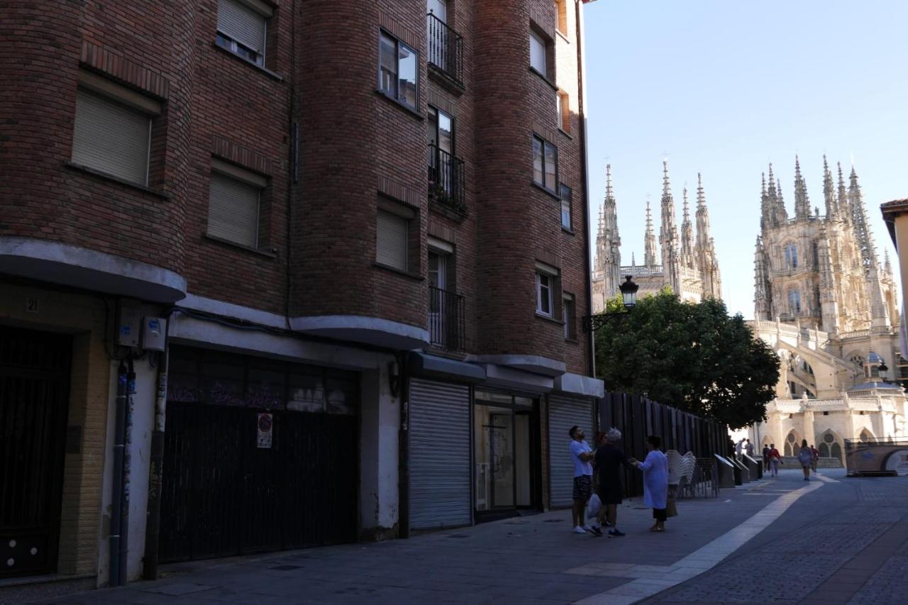 Vivienda En Perfecta Ubicacion Al Lado De La Catedral De Burgos Atuaire Apartment Luaran gambar